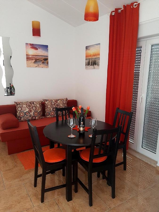 Apartment Enis Barbariga Buitenkant foto