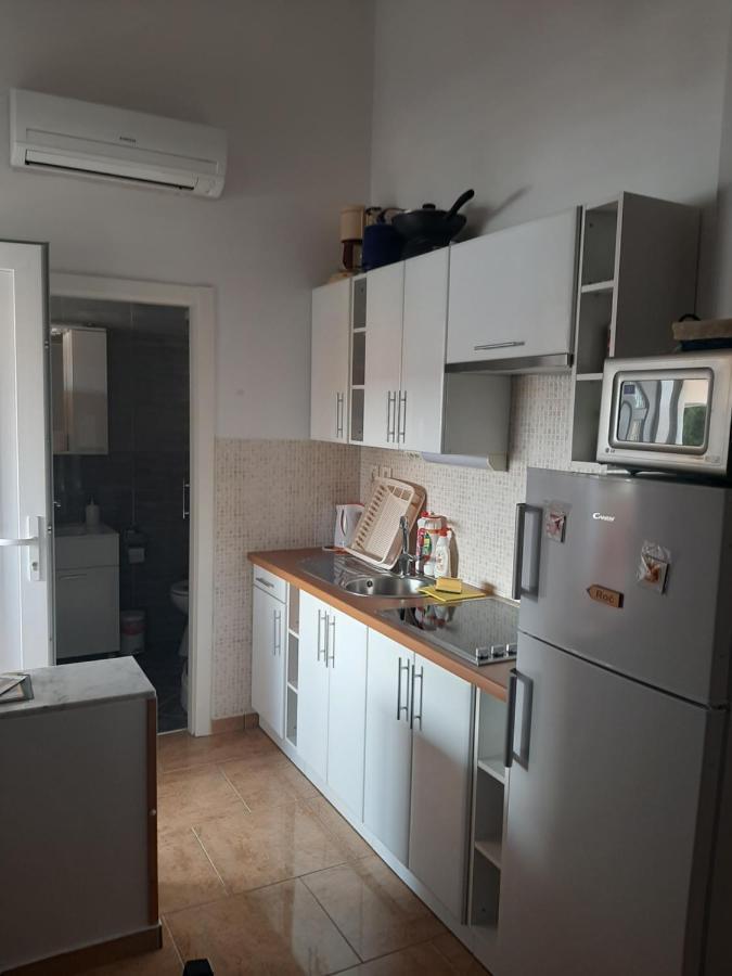 Apartment Enis Barbariga Buitenkant foto